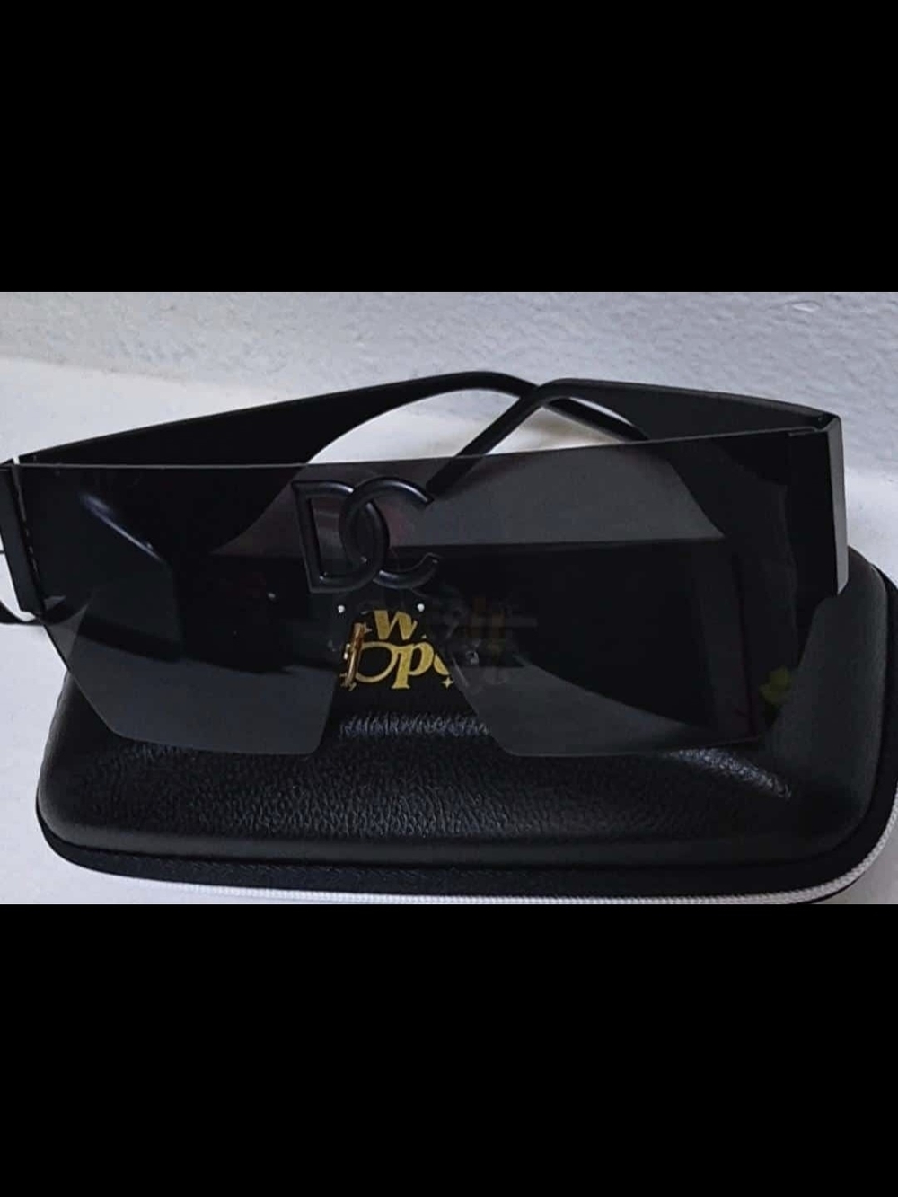 DC Shield Sunglasses - Black